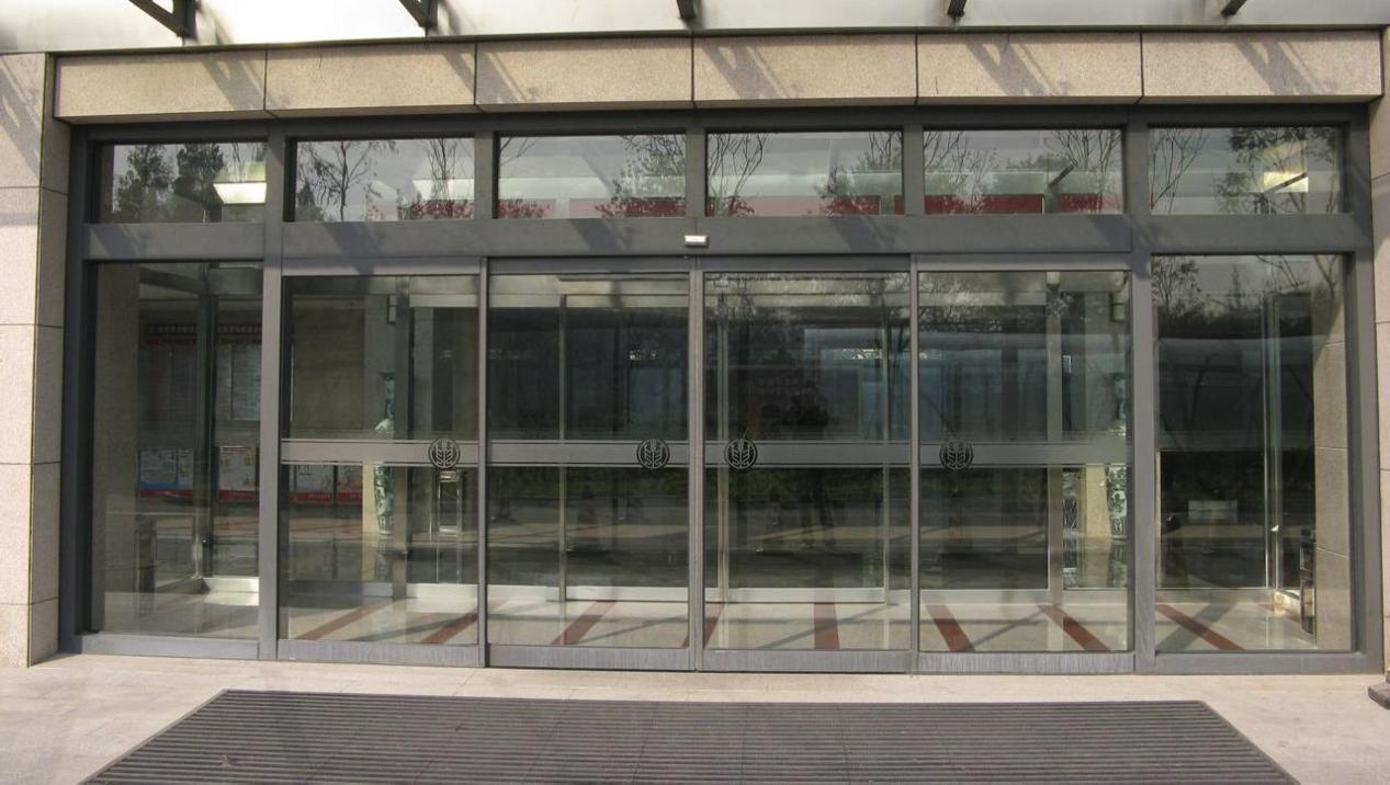 Why Do Office Buildings Around the World Choose Dunkermotoren Automatic Sliding Doors?