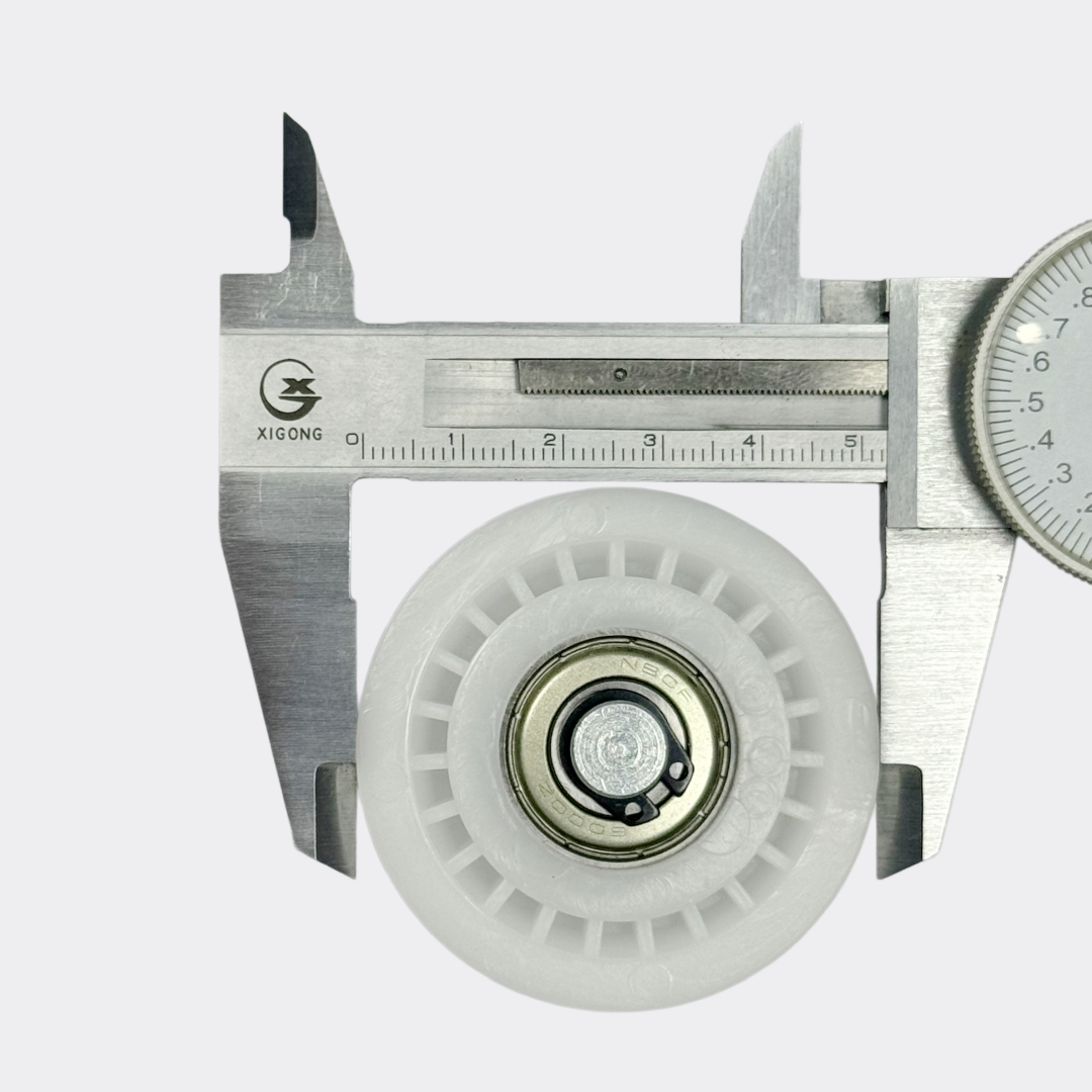 ES200 Easy track wheels close-up showing sealed bearing and wheel profile